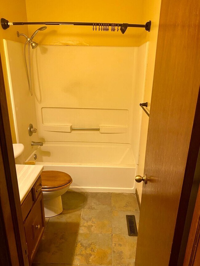 Foto del edificio - 2 bed 2 bath house in NW Lincoln