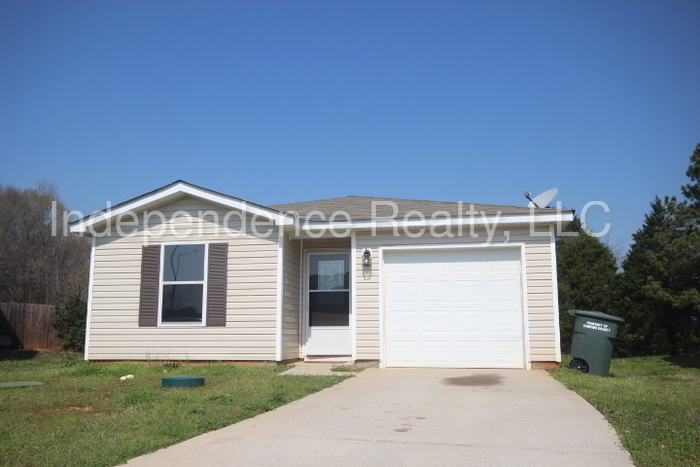 Primary Photo - 158 Jesse Layne Dr