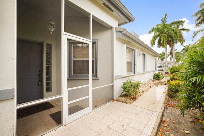 Foto del edificio - 6262 Breckenridge Cir