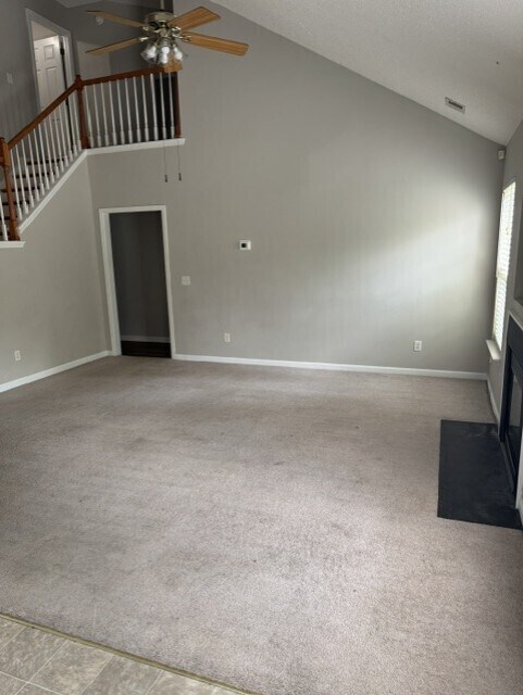 Foto del edificio - Beautiful 4 bedroom home with amazing open floor plan