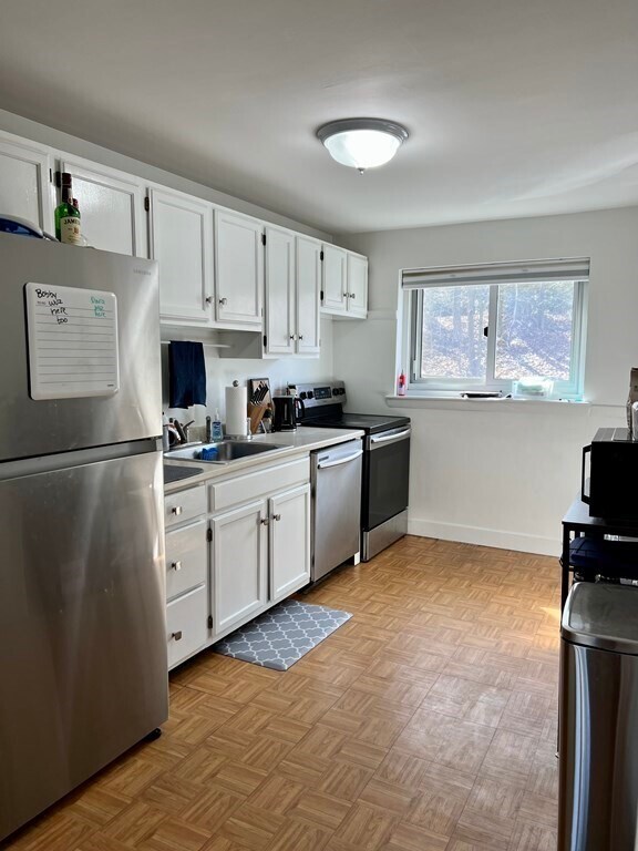 80 Chestnut St Unit 4, Brookline, MA 02445 80 Chestnut St Brookline