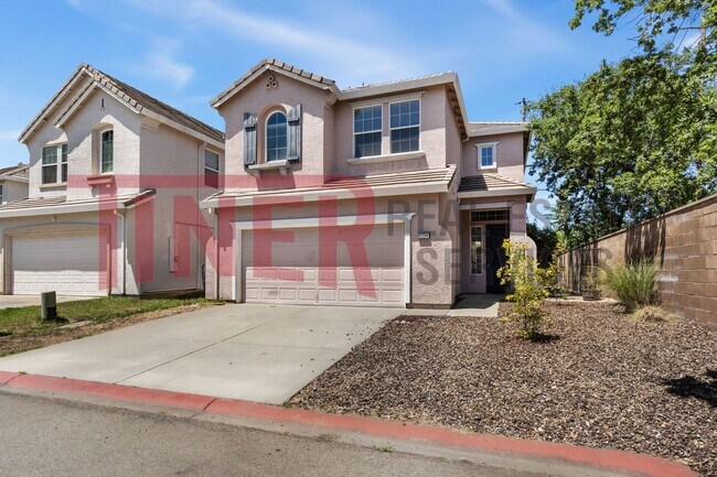 Foto del edificio - 2002 Fair Oaks Home