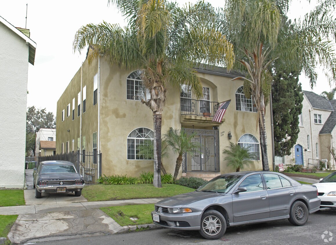 Foto del edificio - 357 N Ogden Dr