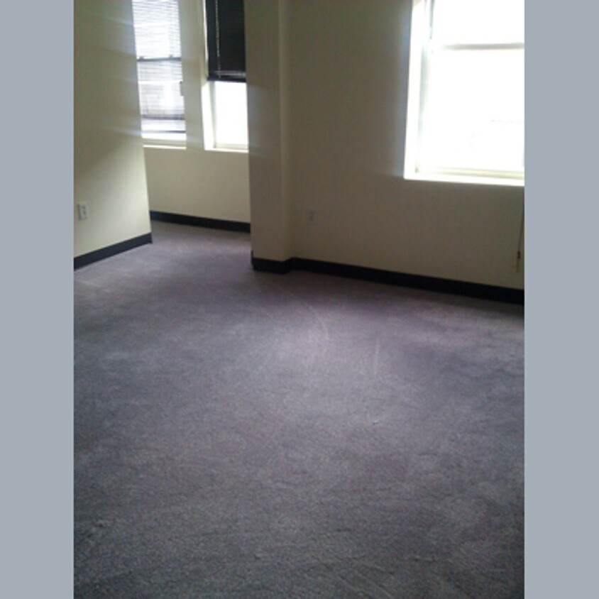 Building Photo - 525 Randolph Street