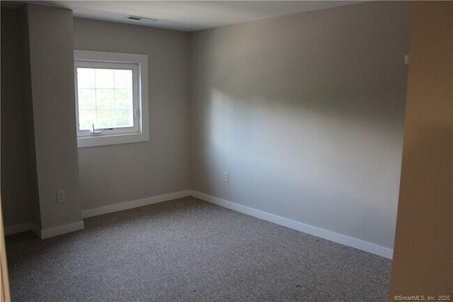 Building Photo - 257 CT-80