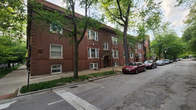Building Photo - 6300 N Glenwood Ave