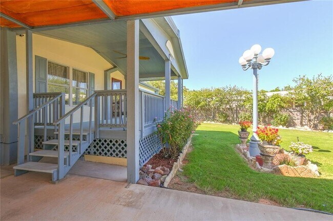 Foto del edificio - 3809 Lands End Ct