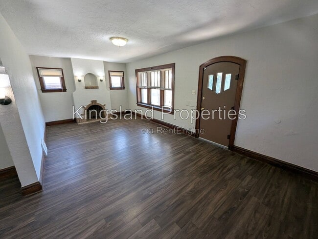 Foto del edificio - 5529 Mimika Ave