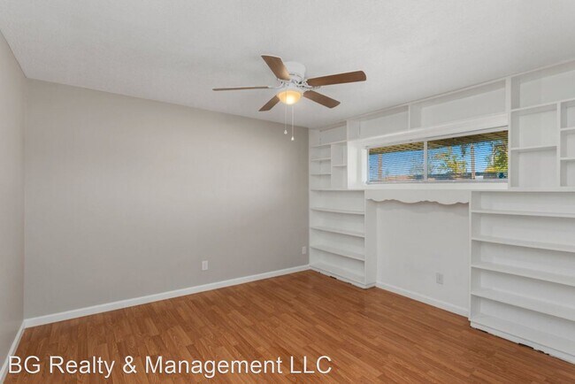 Building Photo - 4 br, 2 bath House - 1124 Texas Street