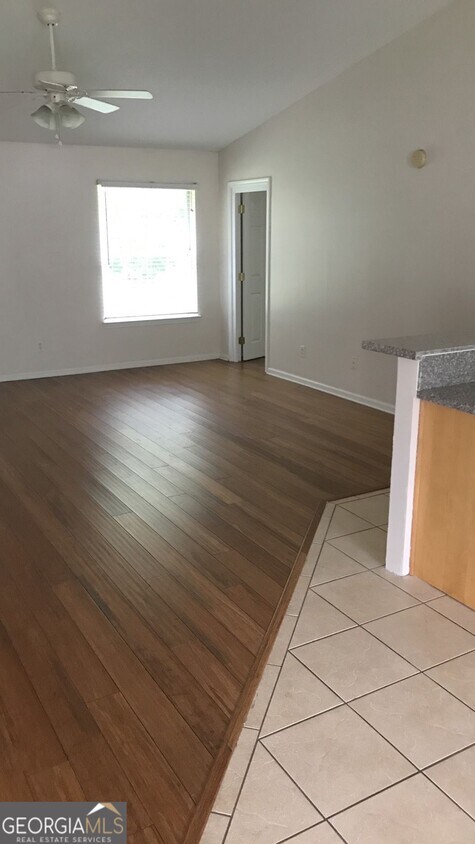 Foto del edificio - 108 Magnolia Ct