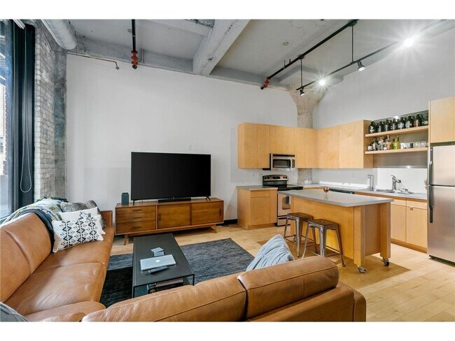 Foto del edificio - 618 N Washington Ave