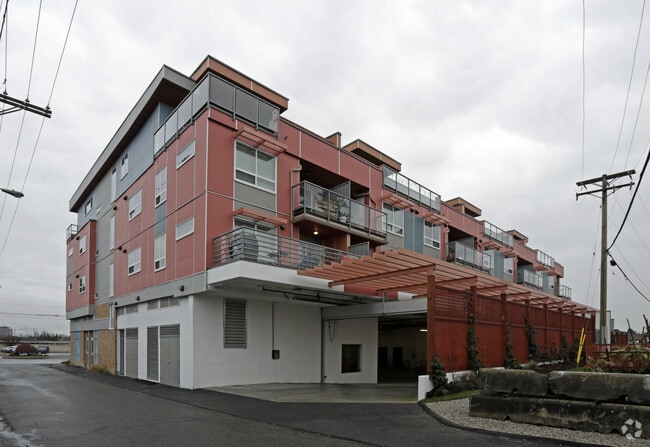 Building Photo - Rhodes on 41st