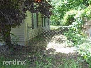 Building Photo - 3 br, 1 bath House - 819 S Ferguson Ave