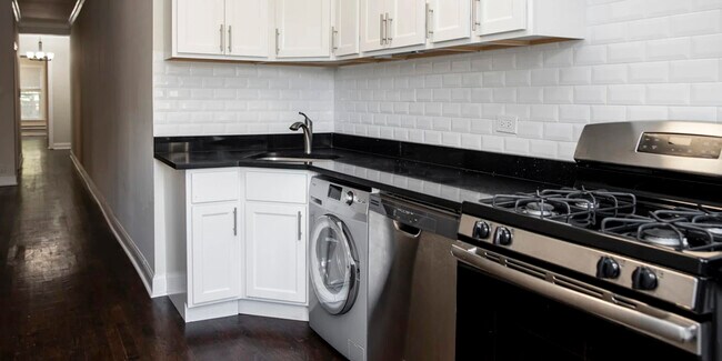 Building Photo - 312 Lee St