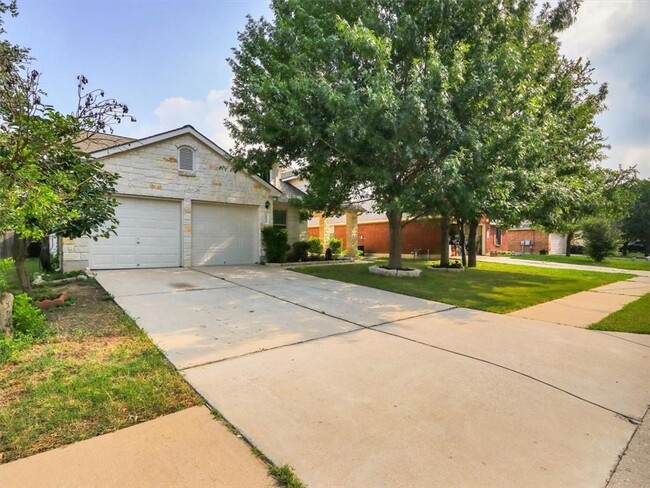 Building Photo - 603 Washington Square Dr