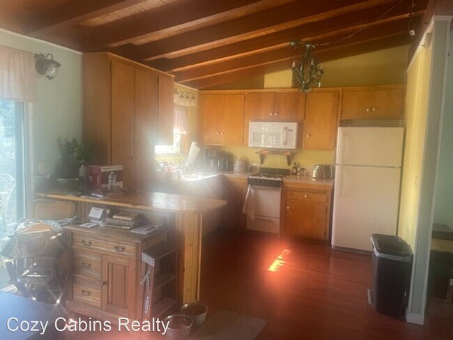 Building Photo - 2 br, 2 bath House - 450 Davos