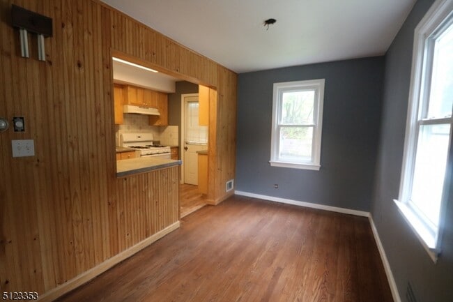 Foto del edificio - 2 Mawal Dr