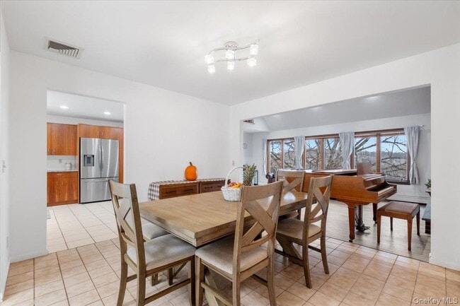 Foto del edificio - 712 Linda Ave