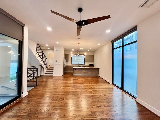 Foto del edificio - 2322 Camden Dr