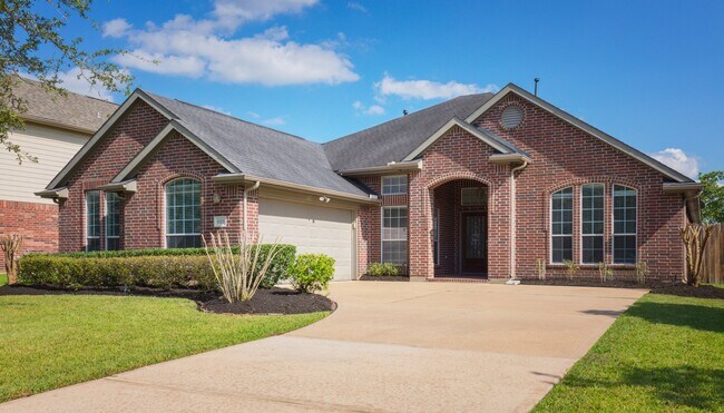 Building Photo - 835 Aqua Vista Ln