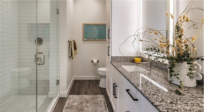 Building Photo - 5902 Westminster Dr