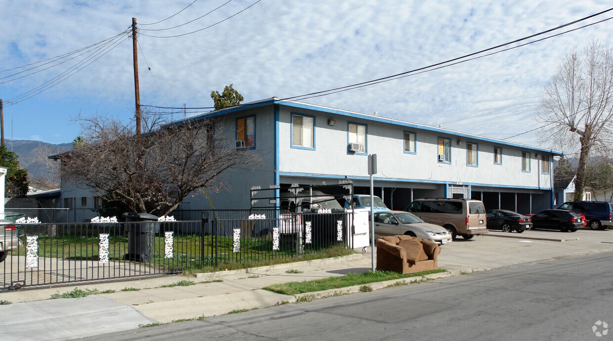 Primary Photo - 280 W 23rd St