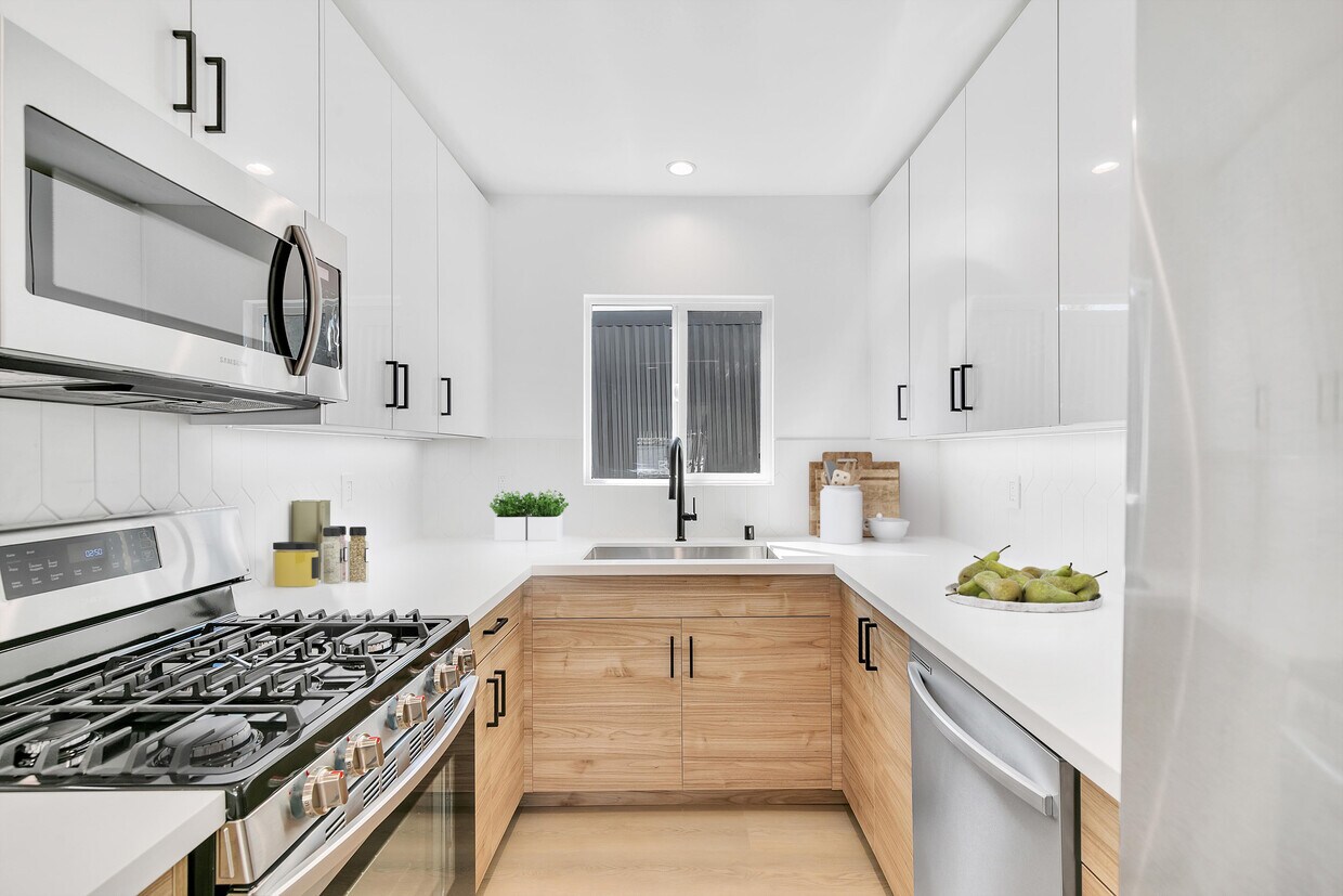 Foto principal - 1815 Bellevue Ave