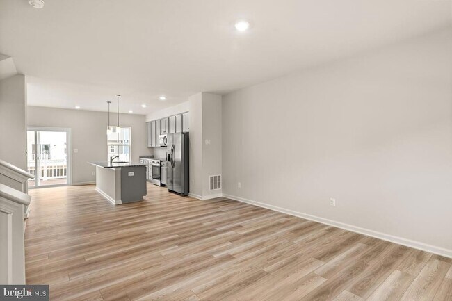 Foto del edificio - 1357 Cedar Vly Rd