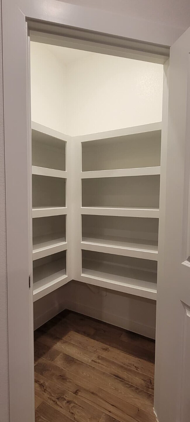 Foto del edificio - 3566 Blue Mockingbird St