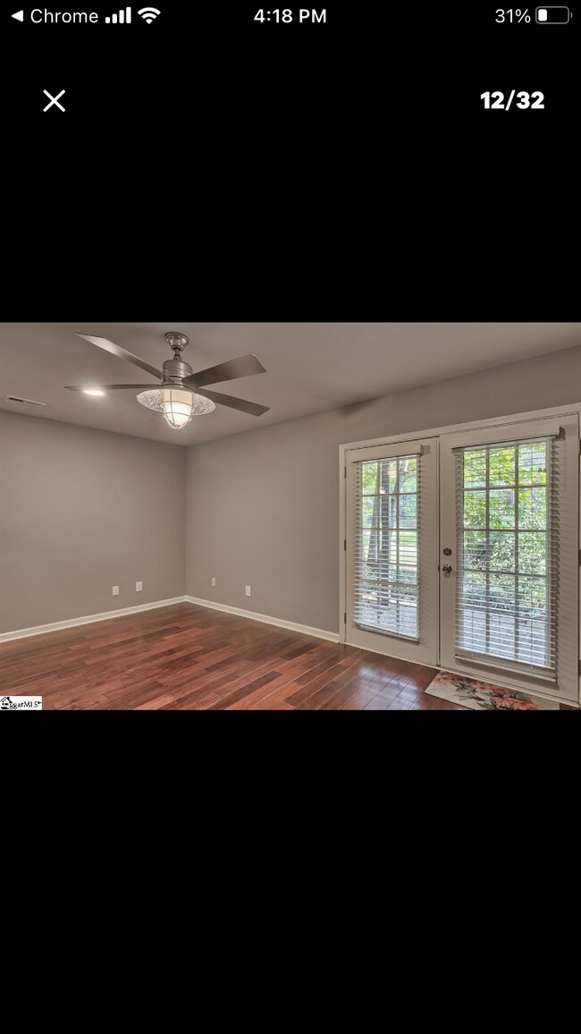 Foto del edificio - 350 W Mountain Creek Church Rd