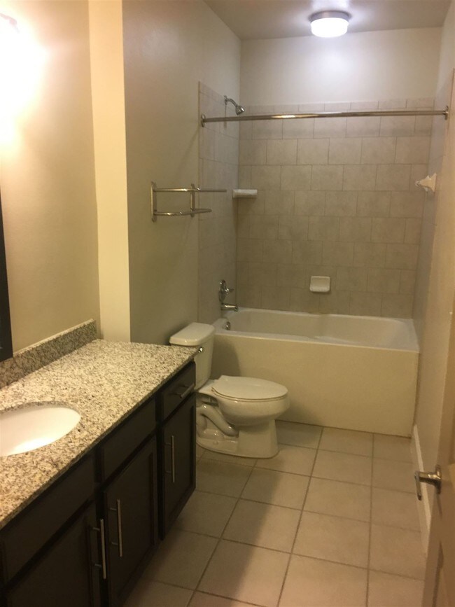 Building Photo - 3 br, 2 bath  - 4776 New Broad St