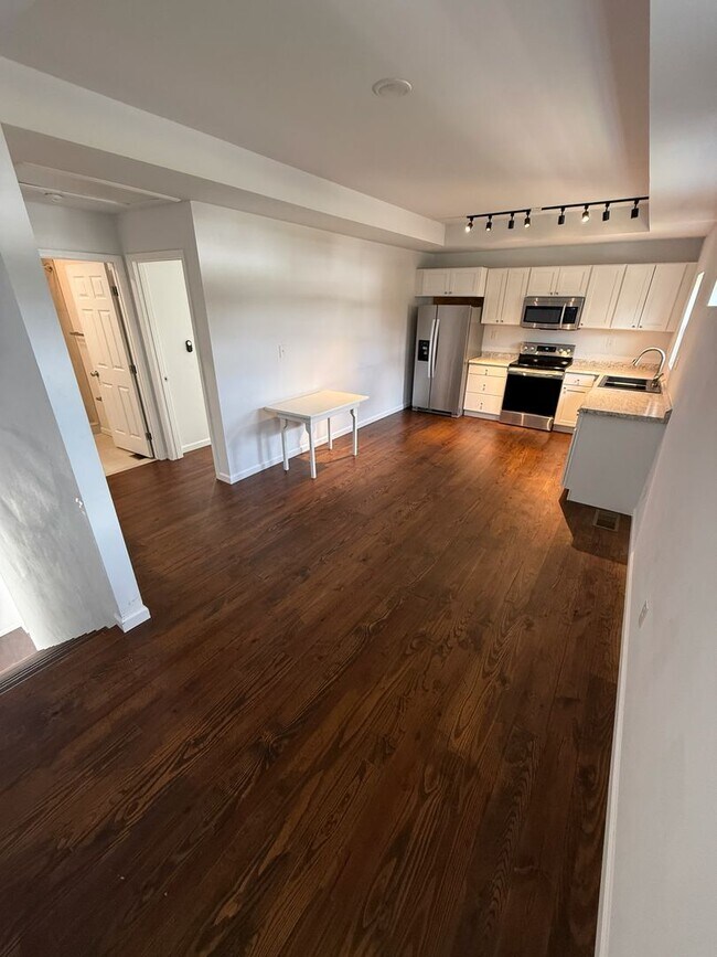 Foto del edificio - New Resident Special! ONE MONTH FREE RENT!...
