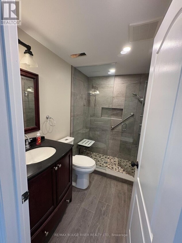Photo principale - 40 Farncomb Crescent