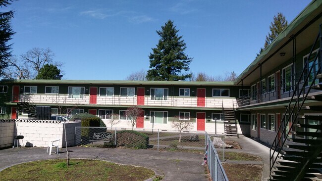Building Photo - Coming Soon! Upstairs 2 Bedroom 1 Bathroom...