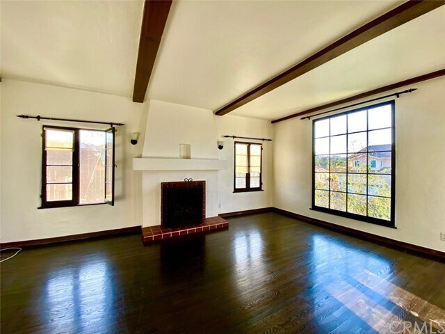 Foto del edificio - 1335 W 13th St