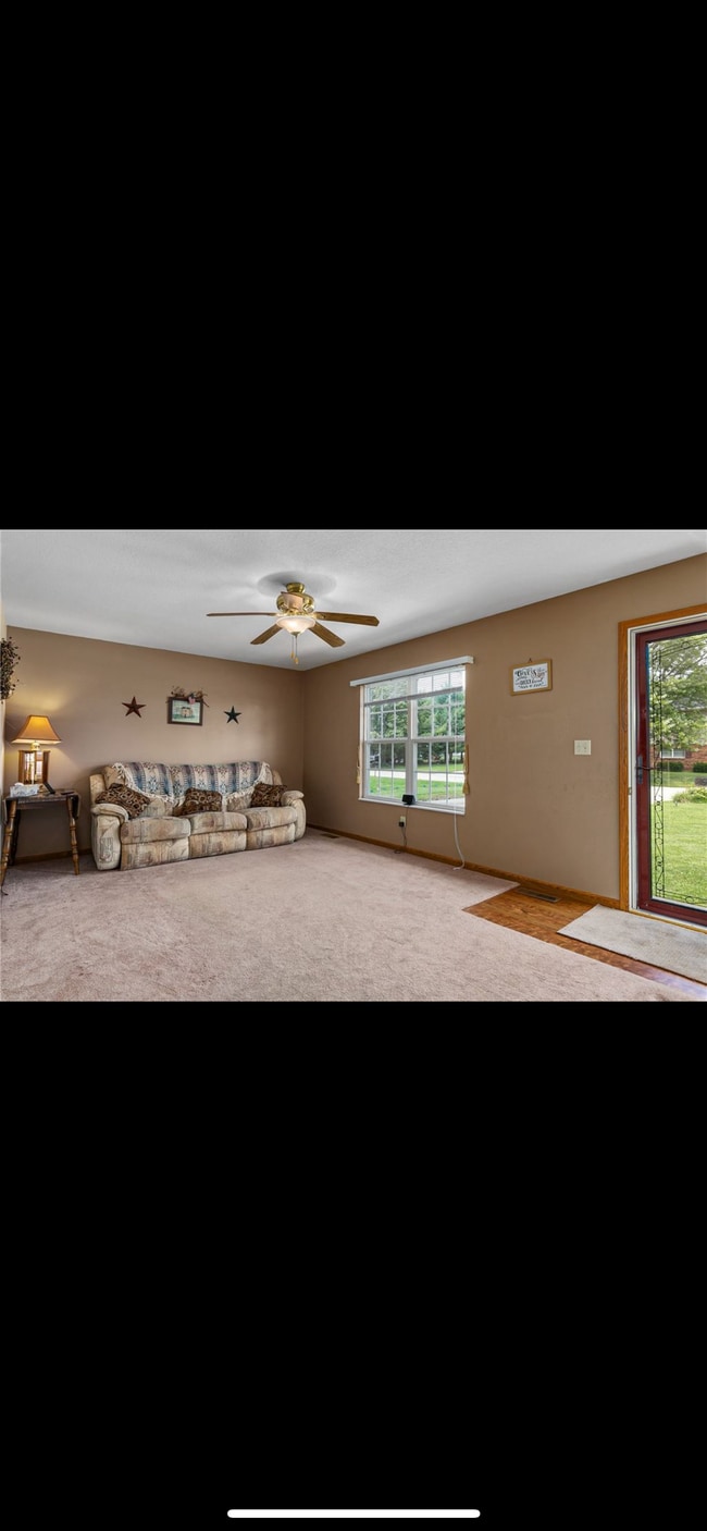 Building Photo - 14103 Southwind Dr