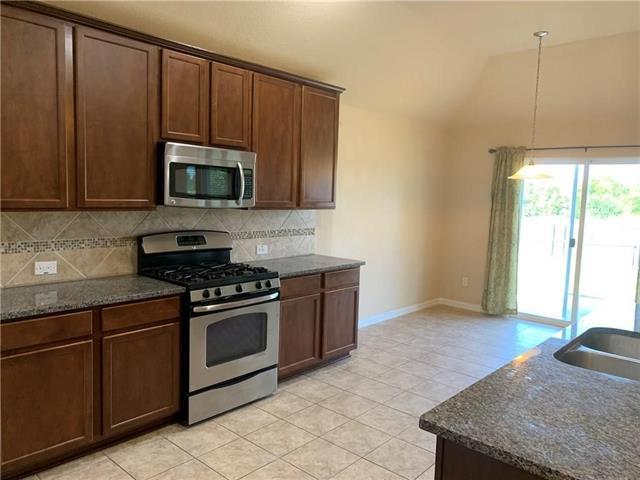 Foto del edificio - 640 Rolling Hills Ln