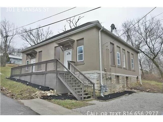 Foto del edificio - 301 E Kansas St