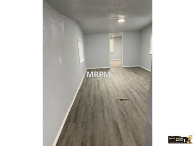 Building Photo - Available Now! Fully Remodeled 2 Bedroom T...