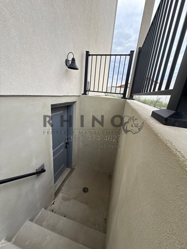 Building Photo - 2851 N Chokecherry Dr