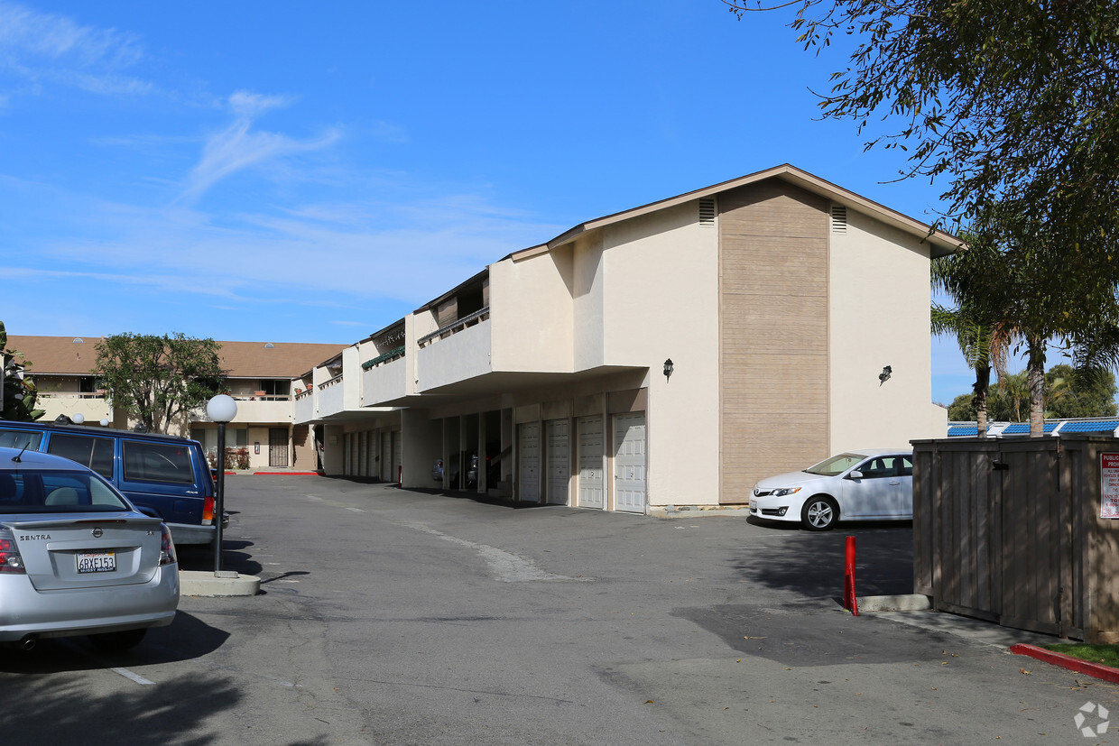 Building Photo - Sea Breeze Apartments