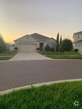 Building Photo - 9029 Pyrus St
