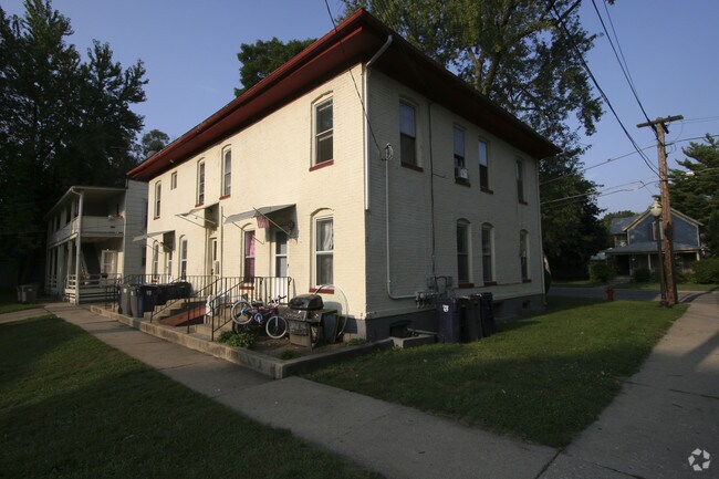 Building Photo - 19-25 Walker Pl