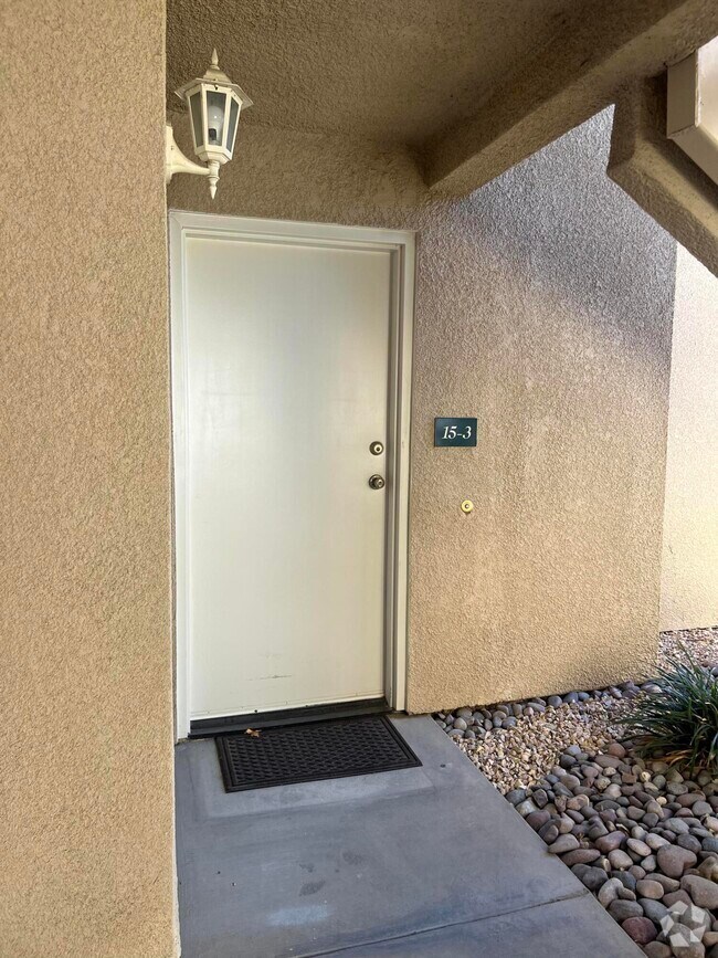 Country Club Village Apartments for Rent Palm Desert, CA 1 Rentals