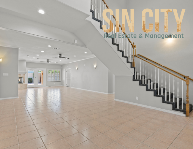 Building Photo - Luxurious 4 Bed, 3.5 Bath Rental Home in L...