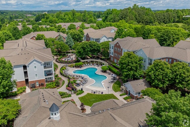 Building Photo - Legacy at Wakefield Apartments