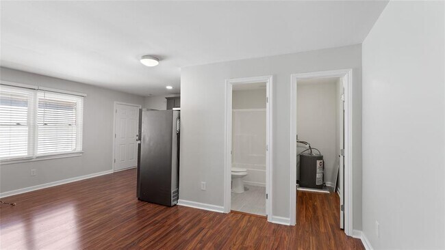 Foto del edificio - 1513 W 22nd St