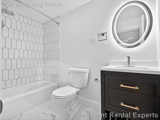 Photo - 1576 Cambridge St Apartment