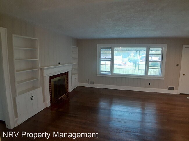 Foto del edificio - 2 br, 1 bath House - 1400 Grove Drive