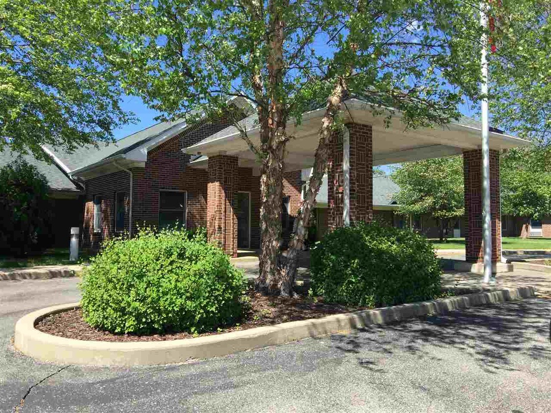 342 Galbreath Dr Unit 1A, Winamac, IN 46996 Apartment for Rent in